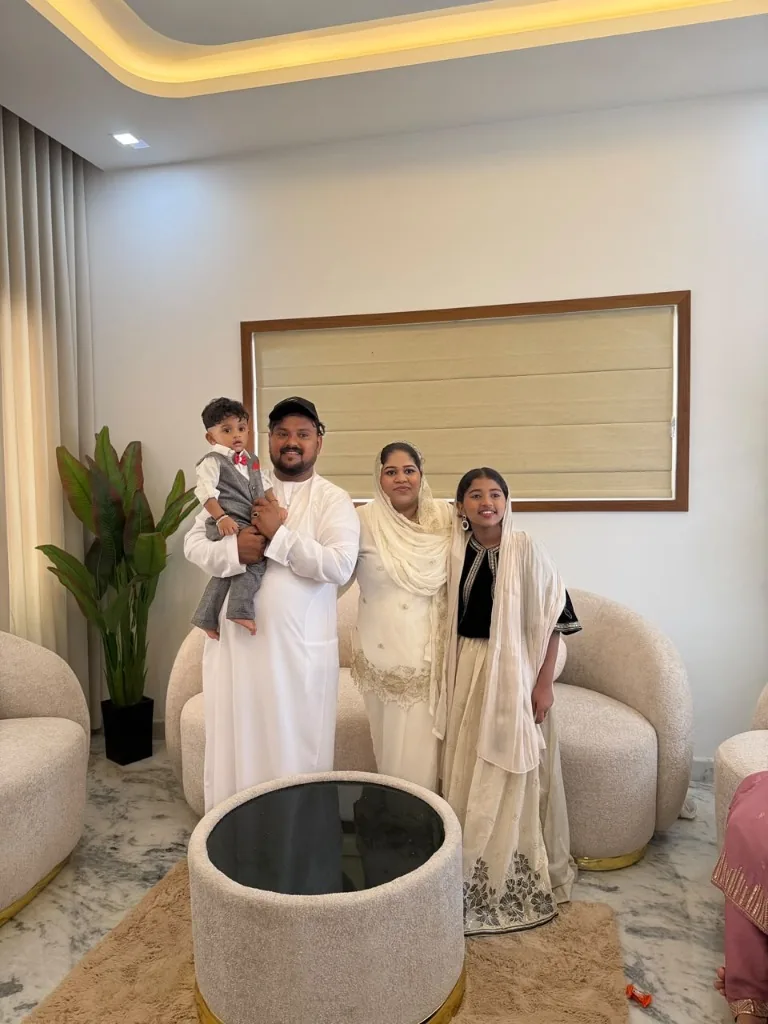 Sanid, Sinu, Ziya and Zain - The Kambalavan Family